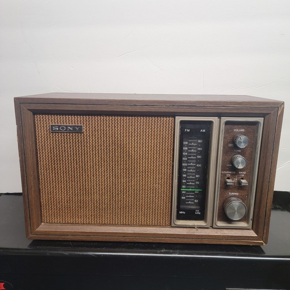 Vintage Sony TFM-9450W AM FM Radio Wood Cabinet Transistor Receiver Retro - Picture 1 of 9